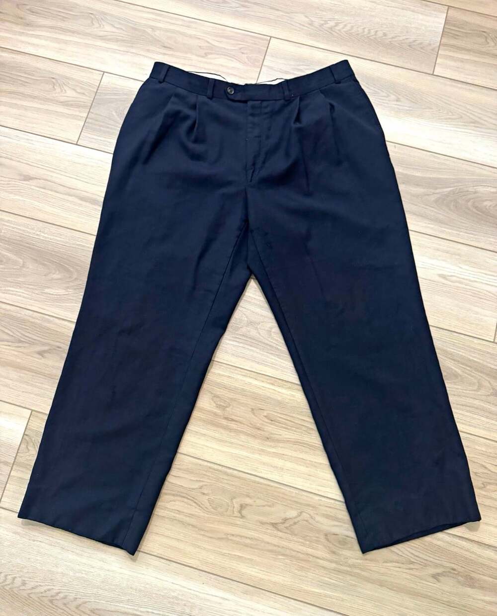 Lauren Ralph Lauren Men's Navy 100% Wool Pleated Dress Pants 36x26 Hemmed Flaws